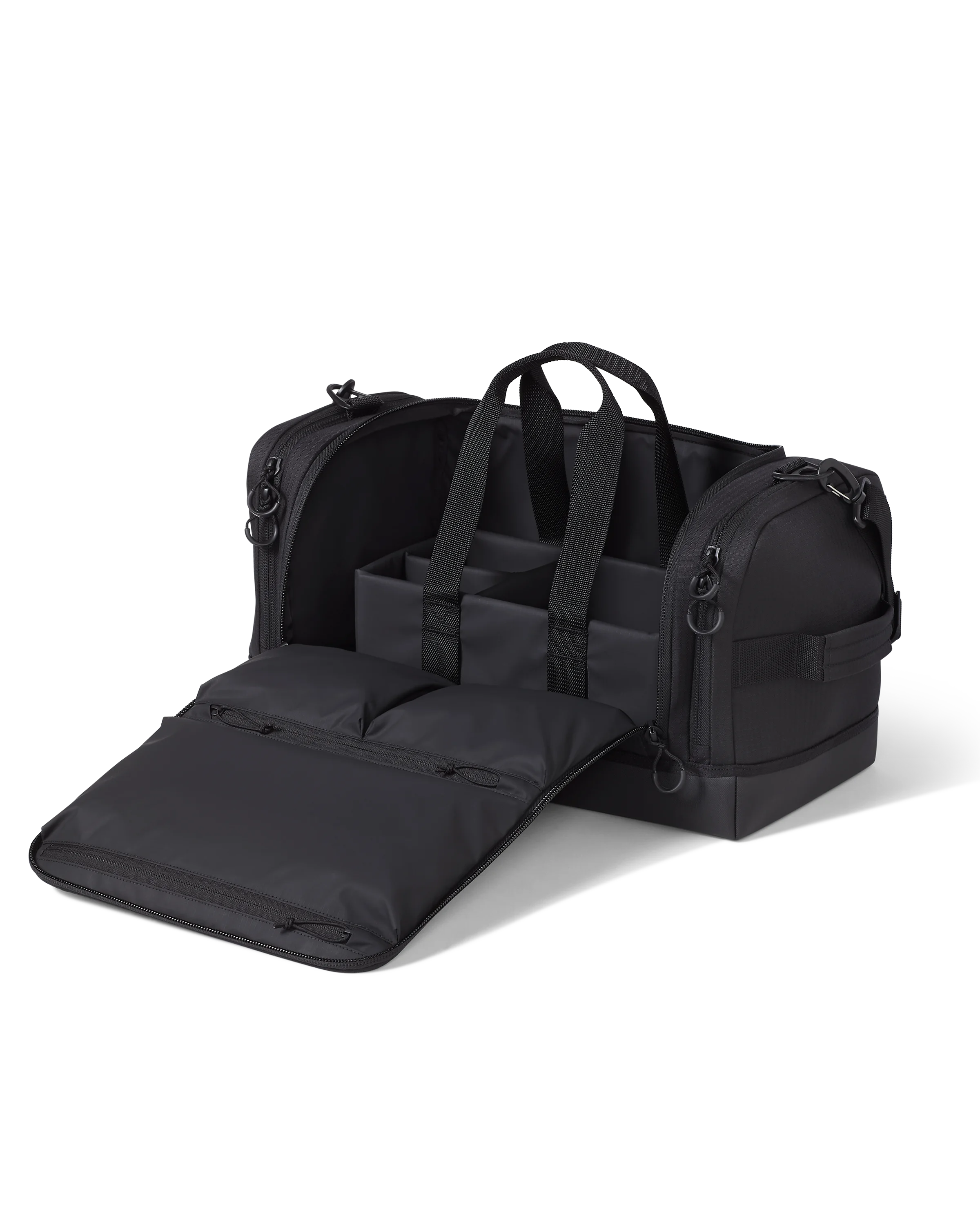 Alternative view of Distance Duffel | Black